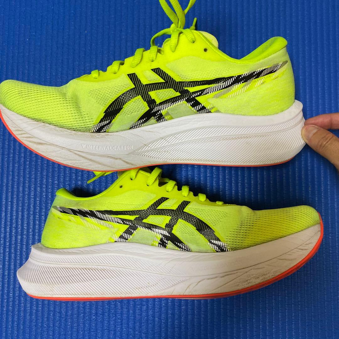 【中古】asics マジックスピード４　メンズ26.5 ワイド　イエロー