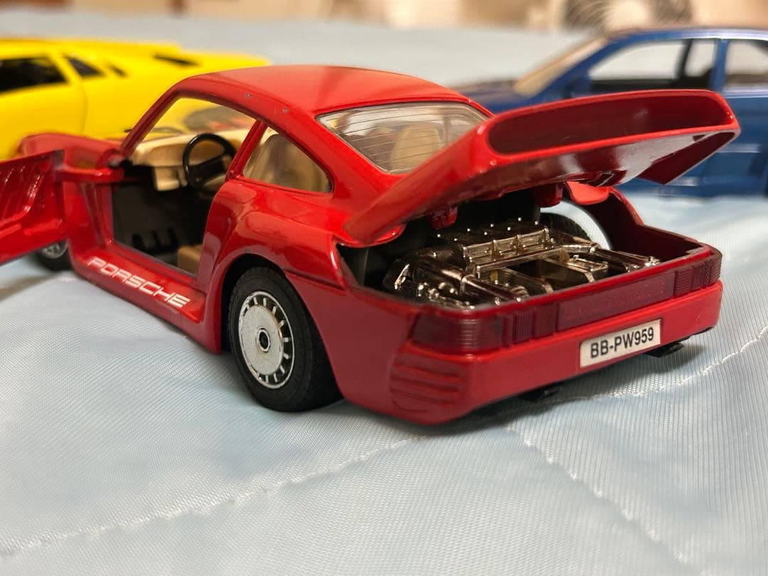 burago Maisto 1/24 ミニカー　フェラーリ　マスタング　