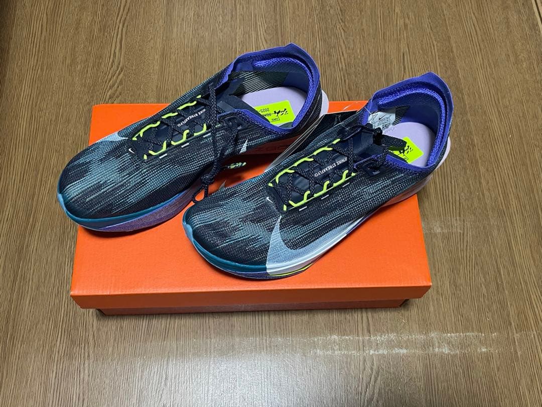NIKE ストリークフライ2 新品 27.5㌢