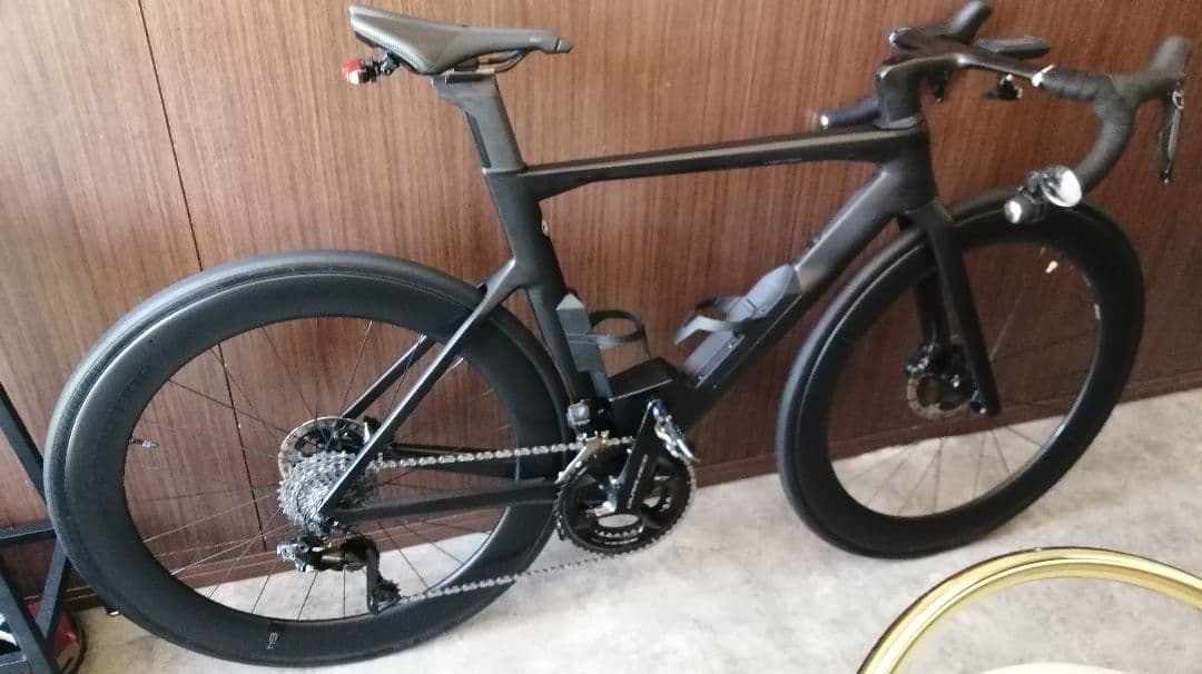 bmcタイムマシンR01 総デュラエース9270