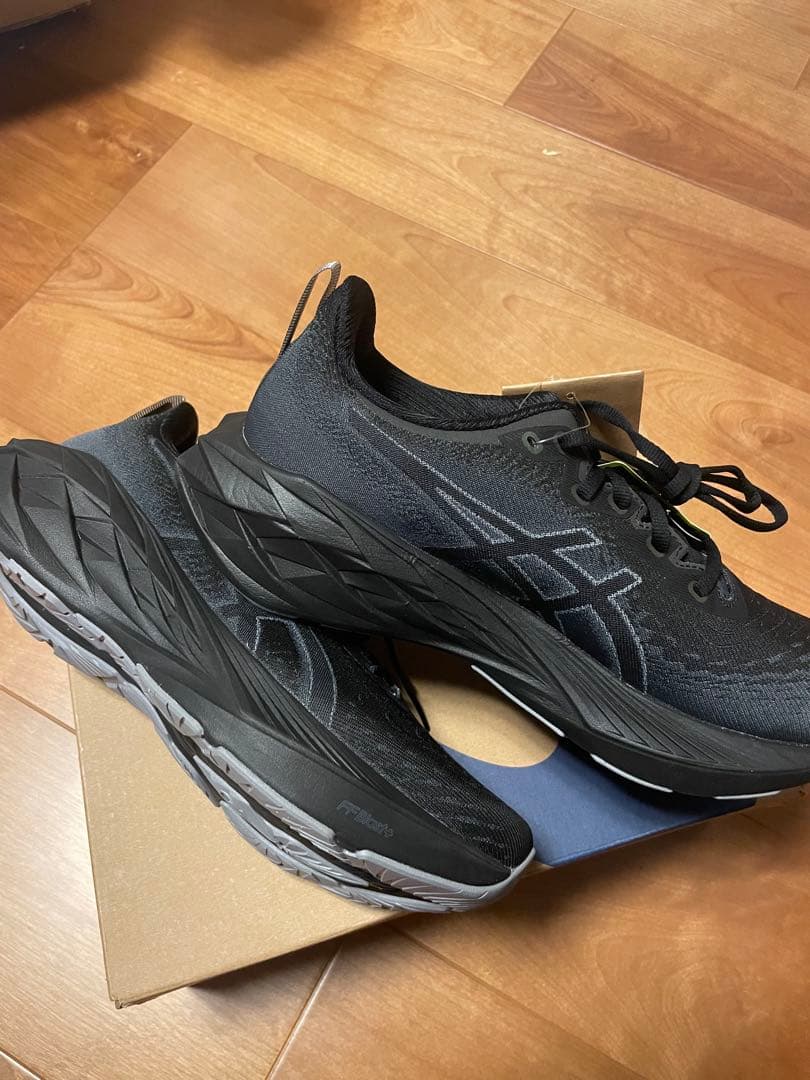 ASICS NOVABLAST 4 25.5 WIDE 未使用新品シューズ