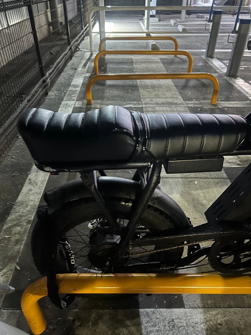 flow フロー 3段シート 電動自転車シート