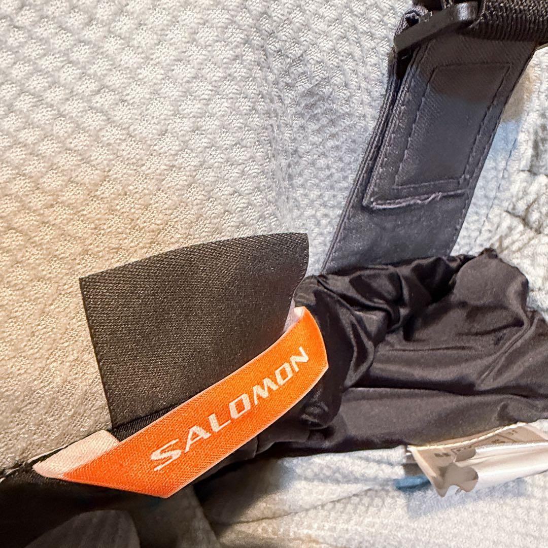 超美品SALOMON スキーウェア スノボウェア上下セット ブラック グレー