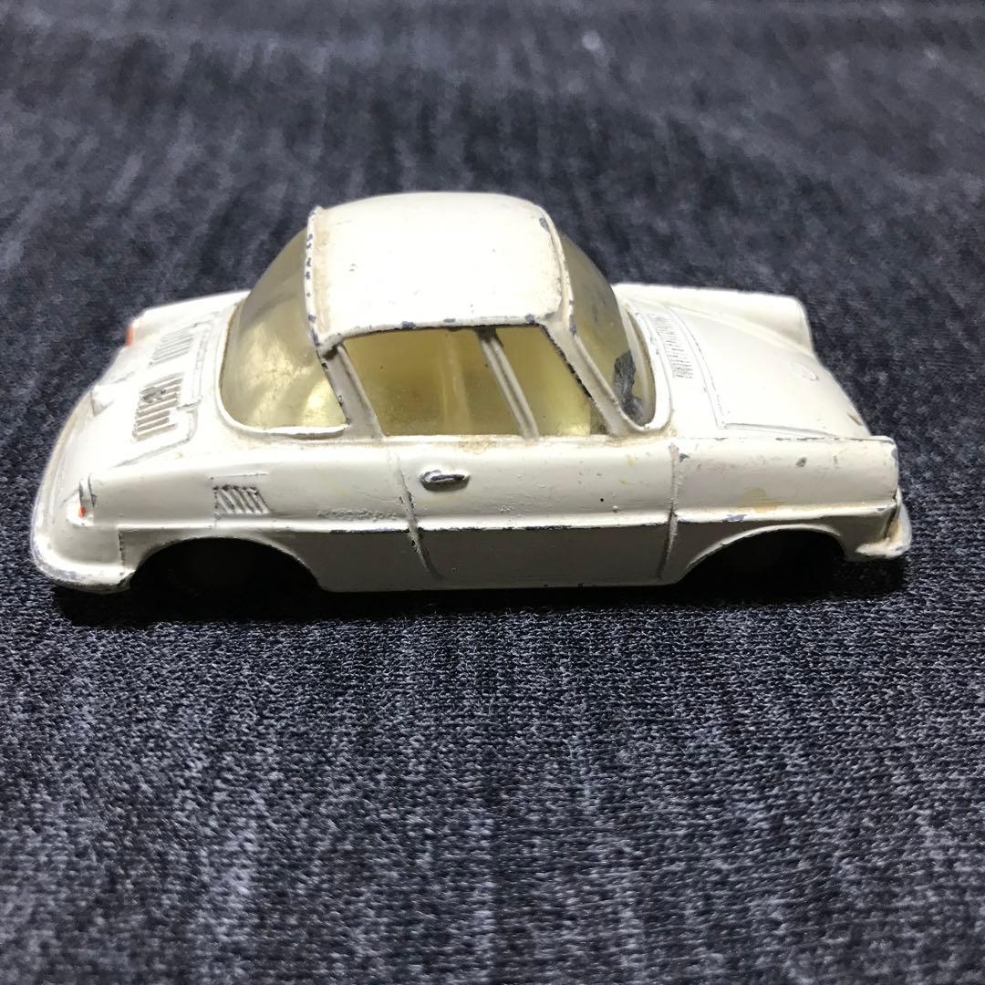 モデルペット　マツダ R360 クーペ　白色