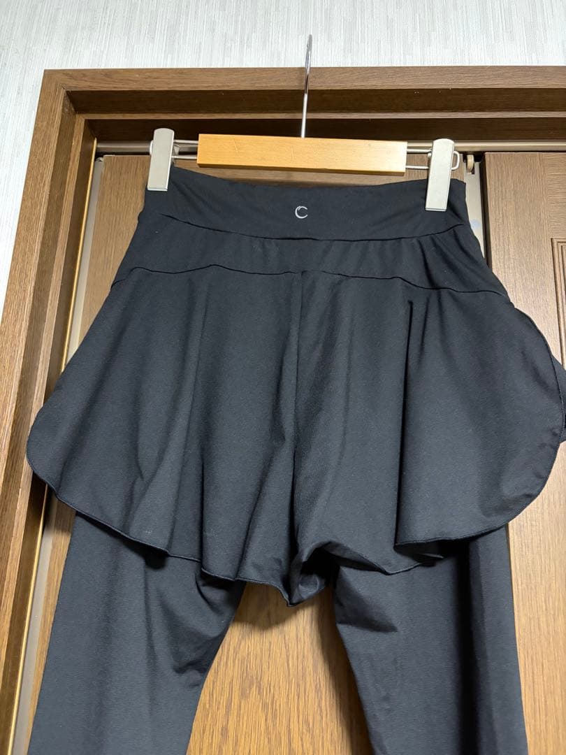 チャコットバランスショートパンツ付きレギンススパッ
