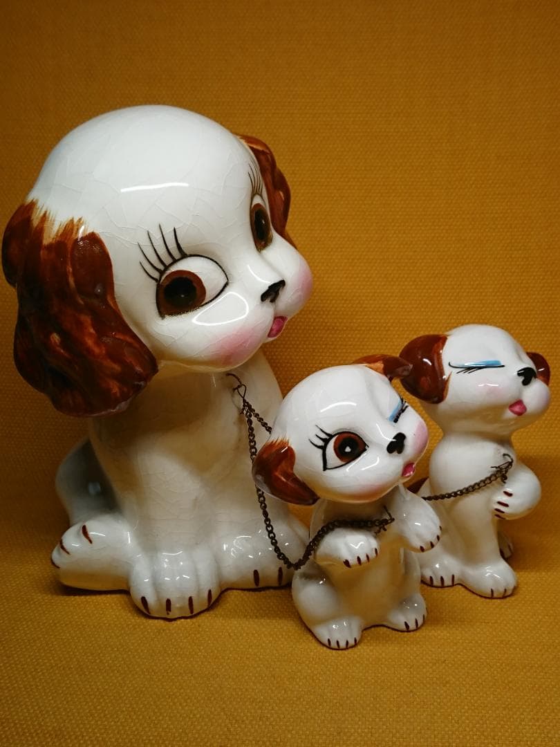 いぬ　犬　人形　陶器　オブジェ　置物　インテリア　工芸品　美術品　A3309