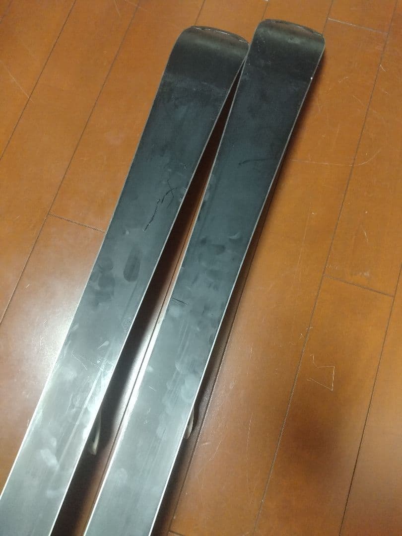 【状態良好☆】130cm　ATOMICスキー板セット♪　送料無料！
