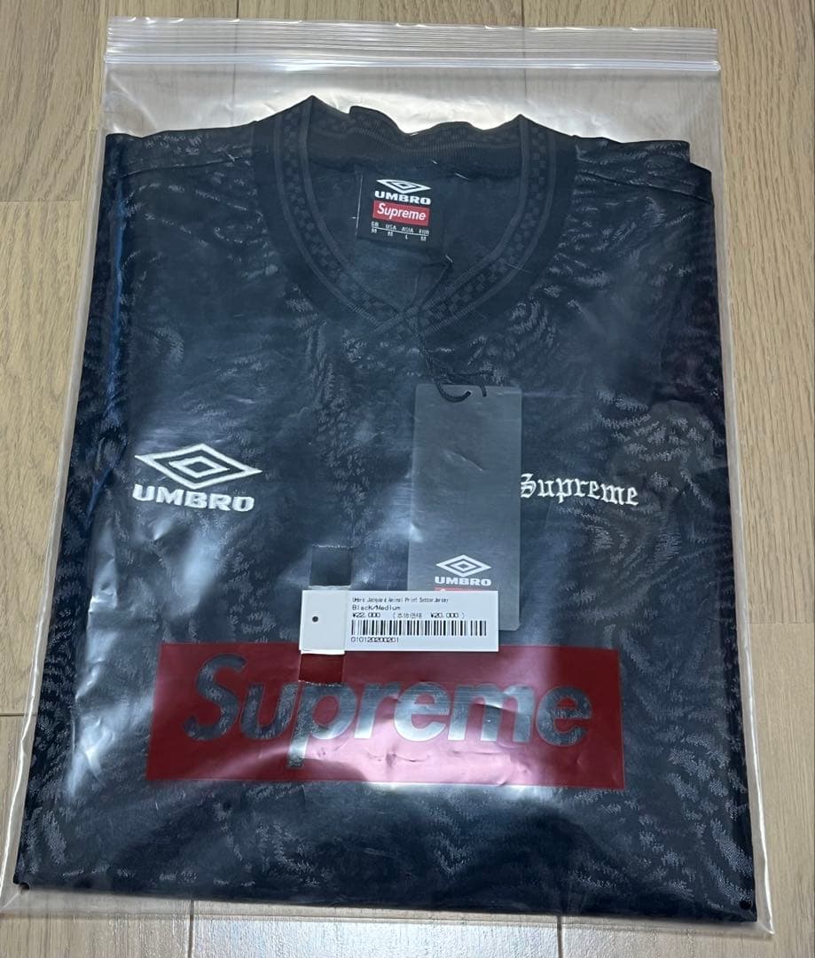 ウェア Supreme Umbro Jacquard soccer jersey