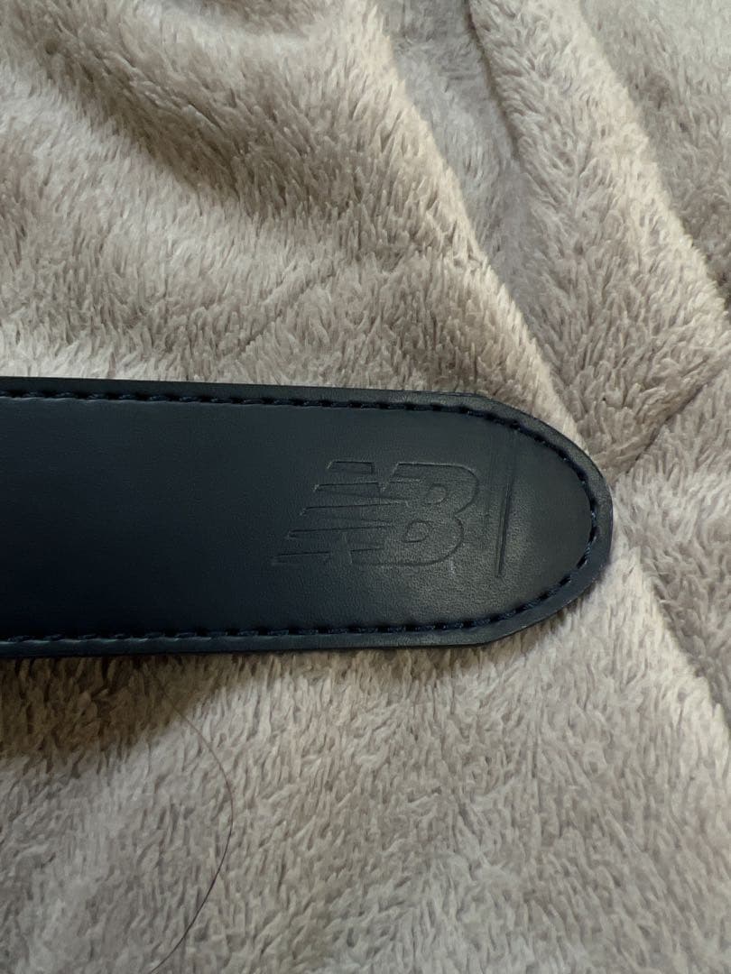 【美品】new balance golf ロゴバックル　ベルト　ネイビー