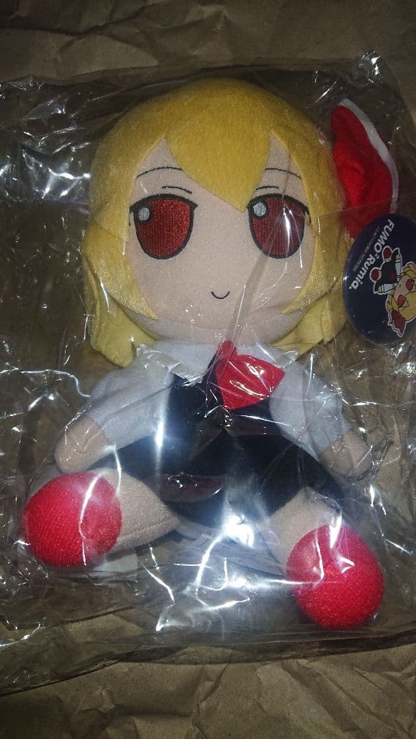 新品未開封 特典缶バッジ付き ふもふも ルーミア 東方ぬいぐるみシリーズ50