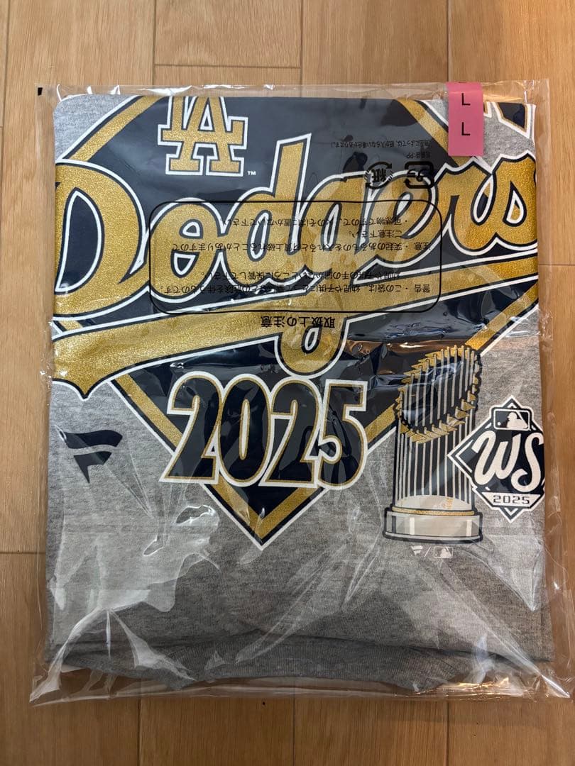 ドジャース 2025 ワールドシリーズ 優勝記念 Tシャツ ロッカールーム　L