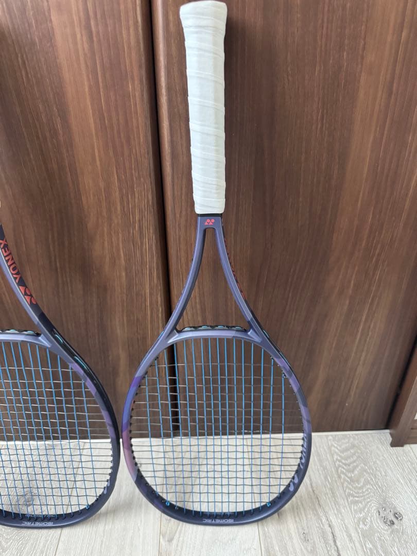 テニスラケット　PERCEPT 97ラケット2本セット