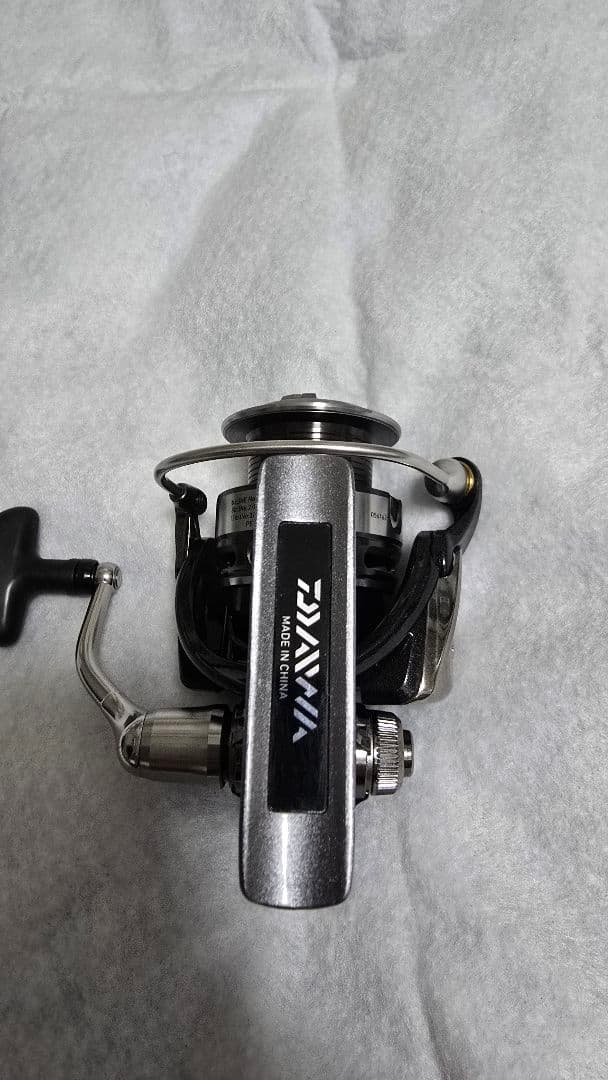 Daiwa CALDIA 2500 スピニングリール