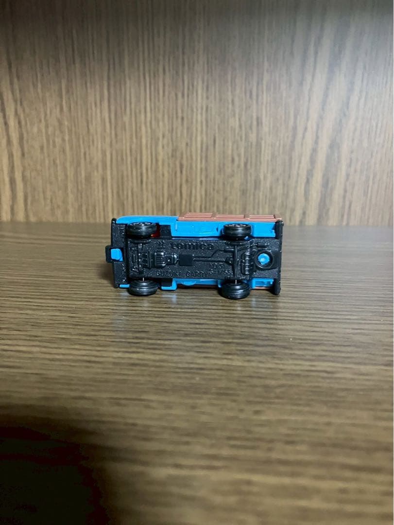 【極美品】赤箱トミカ 39 スズキ キャリィ 家畜運搬車　(日本製)
