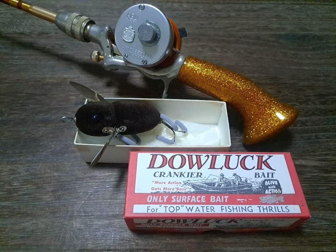 道楽　DOWLUCK　ドウラク　アブラゼミ　ブラウンファー