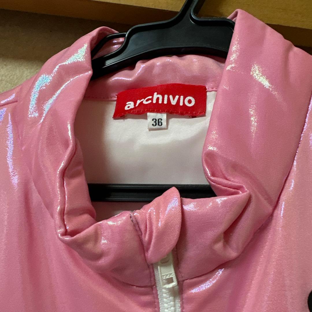 【新品】archivio レディース ベスト 36 グレー/ピンク