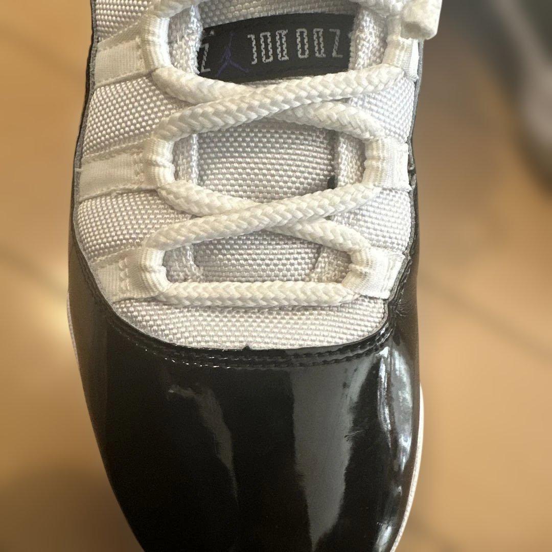 NIKE Air Jordan 11 ホワイト/ブラックコンコルド　長瀬智也さん