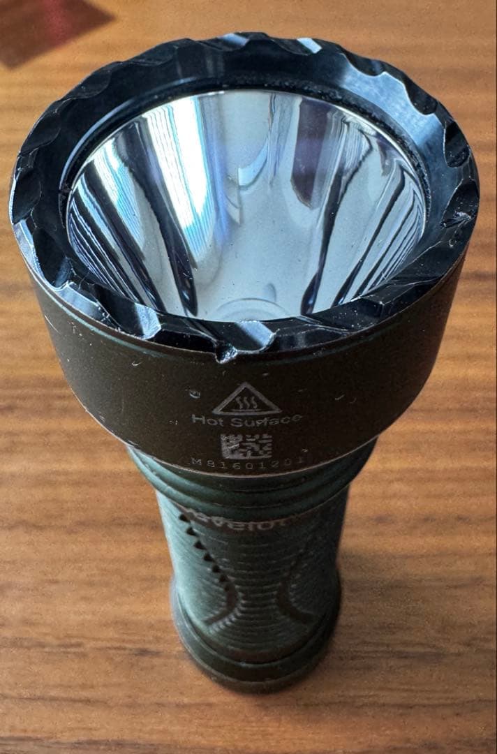 Olight Javelot mini 懐中電灯 1000ルーメン 600m