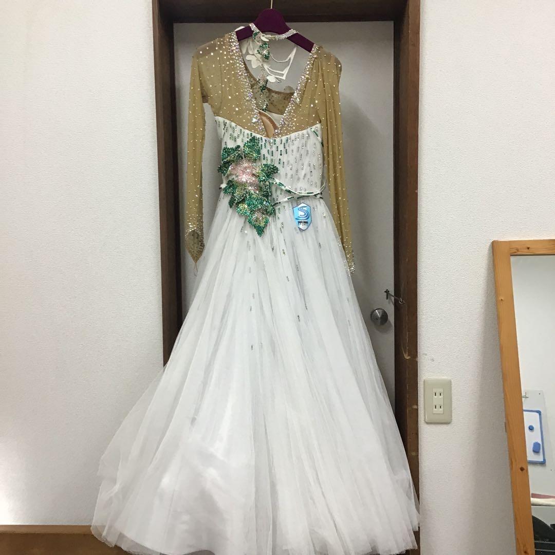 【お値下げしました】社交ダンスドレス　白　タカダンス