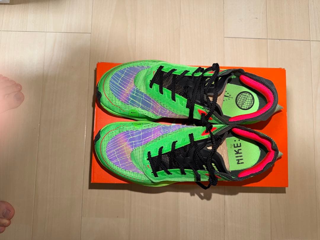 NIKE ヴェイパーフライ2 25.5cm