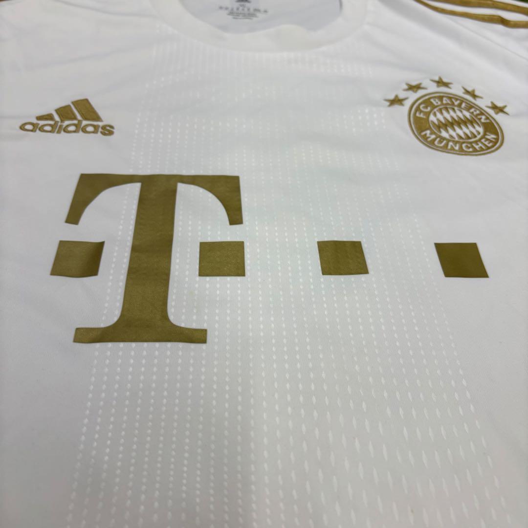 【希少】22-23 バイエルンミュンヘン アウェイ ミュラー 25番 4XL