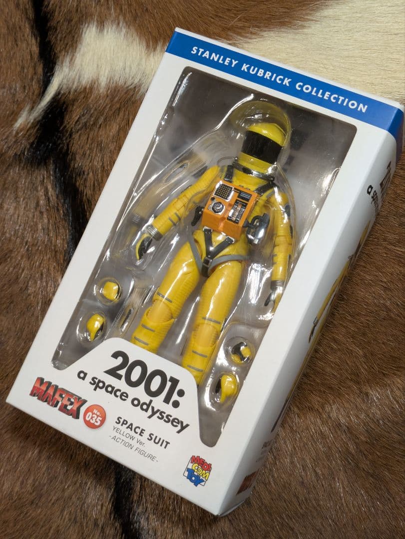【未開封品】メディコム MAFEX 2001年宇宙の旅 スペーススーツ イエロー