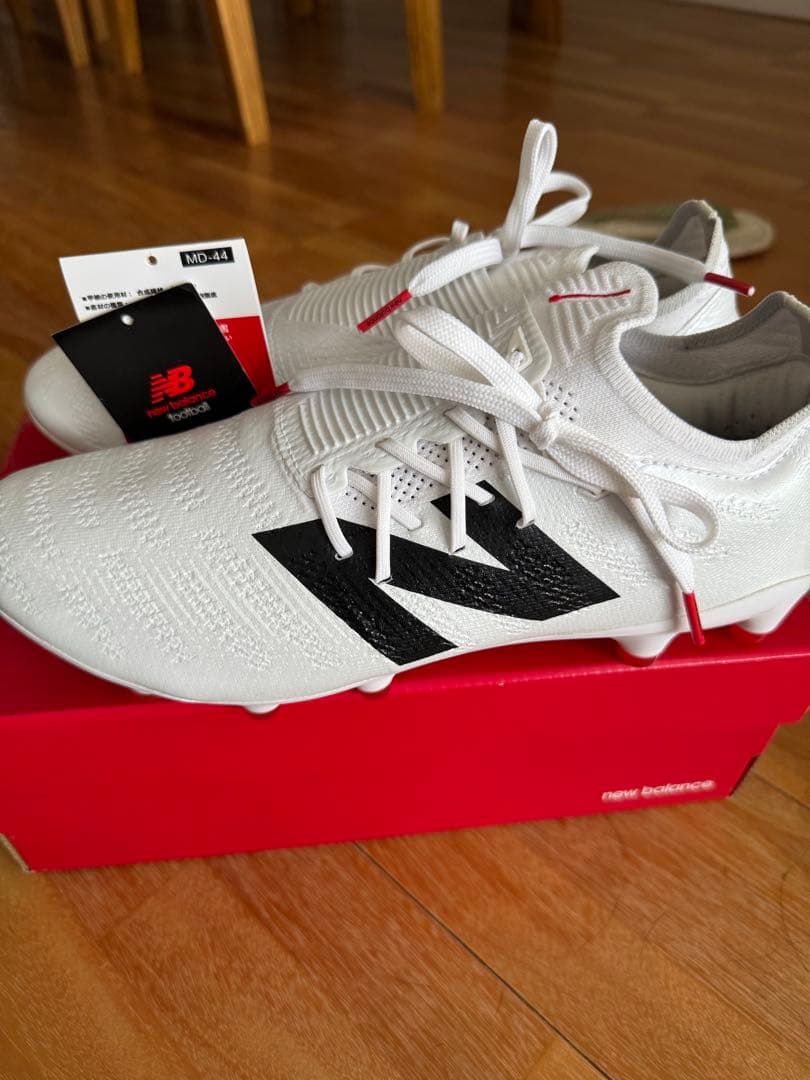新品　未使用New Balance Furon サッカーシューズ