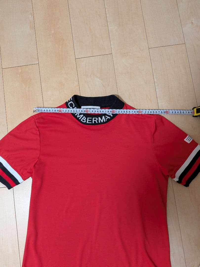 デセンバーメイ XL 赤い ハイネックシャツ