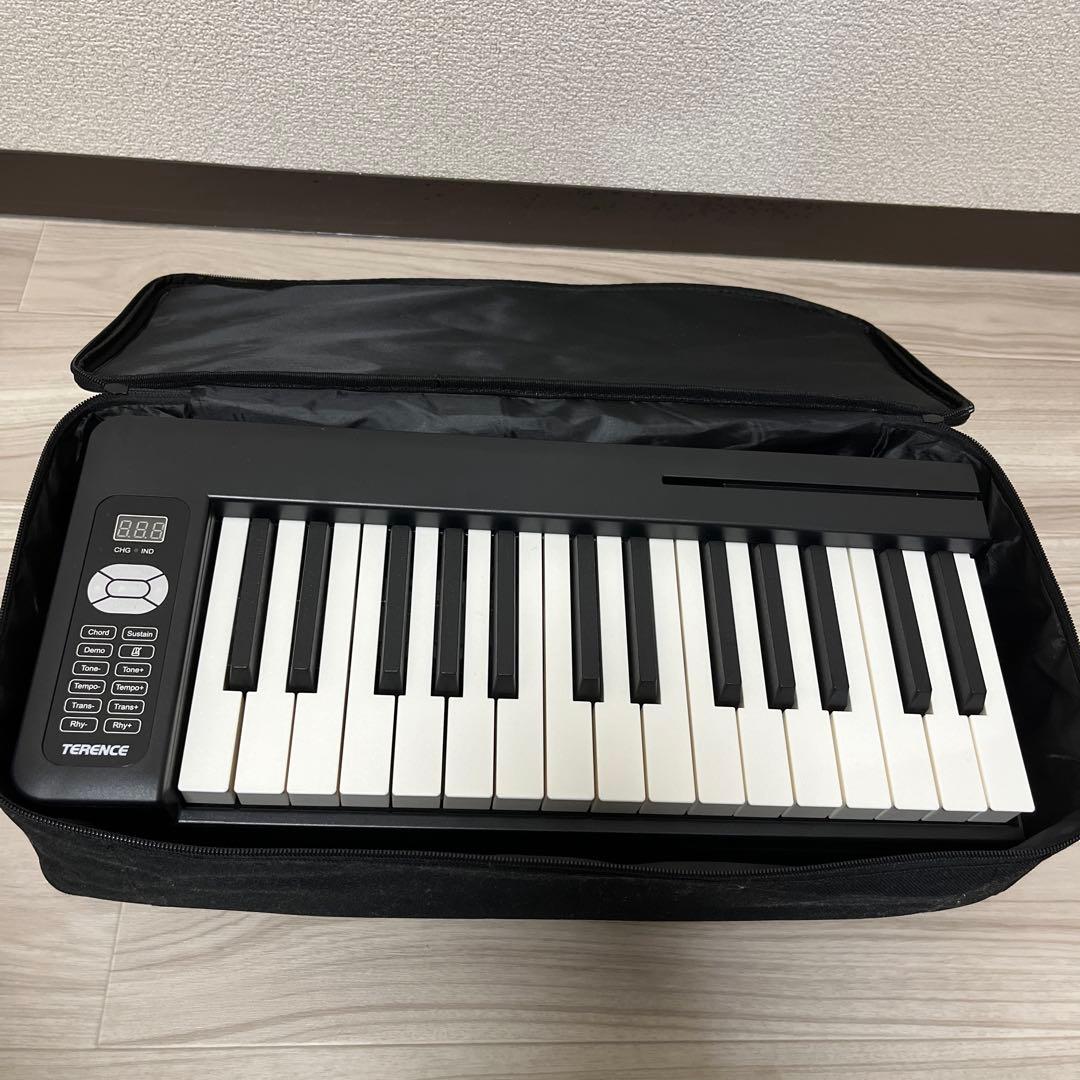 TERENCE 電子ピアノ 折り畳み 61鍵盤MIDI対応