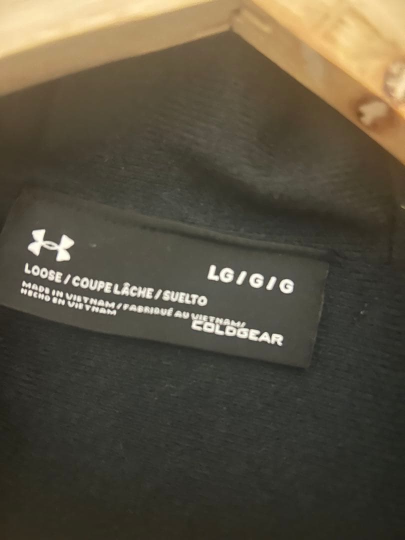 UNDER ARMOR ベンチコート 黒