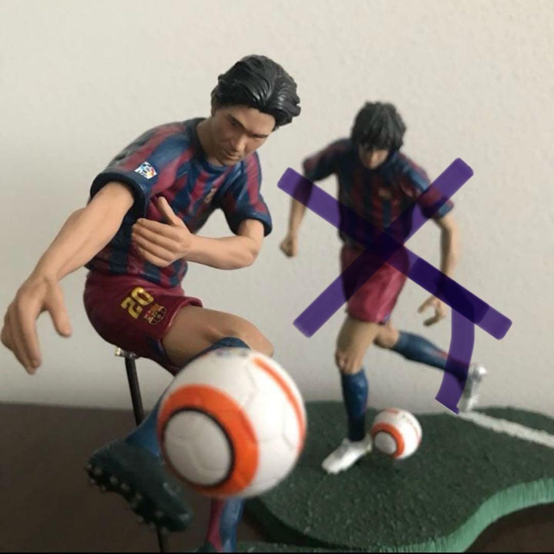 バルセロナ サッカー選手 審判フィギュア3体セット