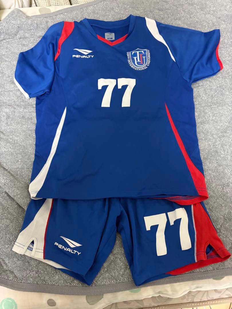 東京国際大学PENALTY サッカーウェア 77サイズ 2色セット