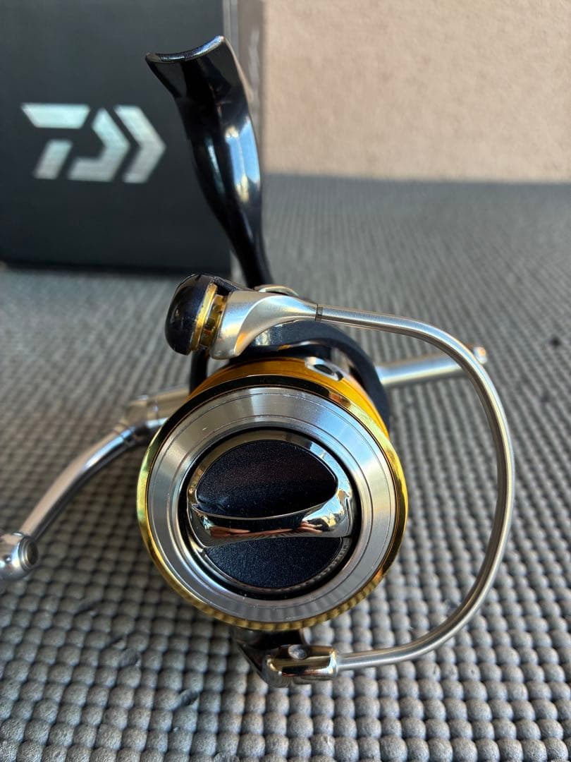Daiwa 10セルテート　2500R スピニングリール