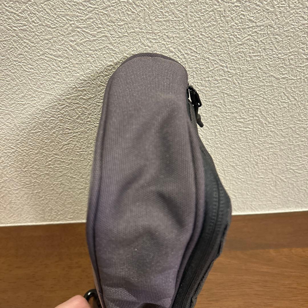 美品　BEAMS GOLF グレー ポーチ
