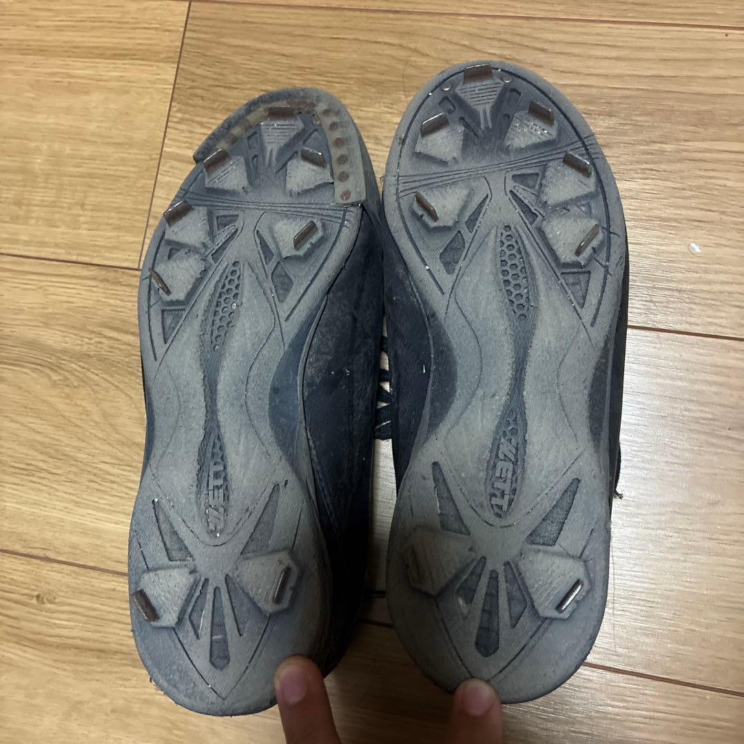 黒 スパイクシューズ 使用感あり