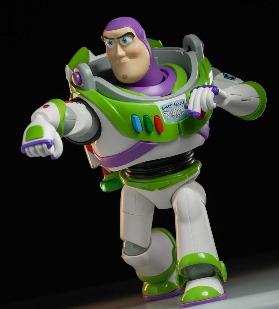 n*n様 トイストーリー　 バズ・ライトイヤー 等身大スペースレンジャー 組み立