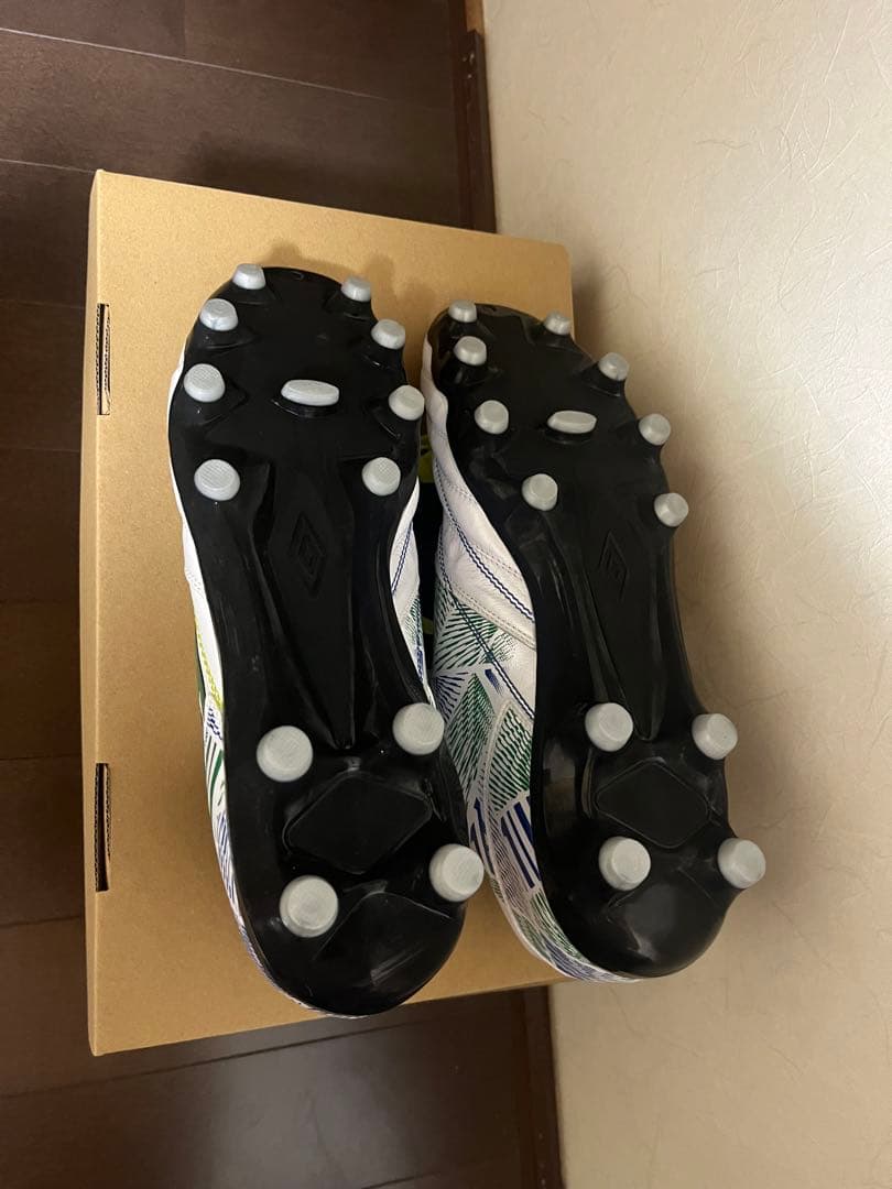 Umbro サッカーシューズ　アクセレイター　26.5