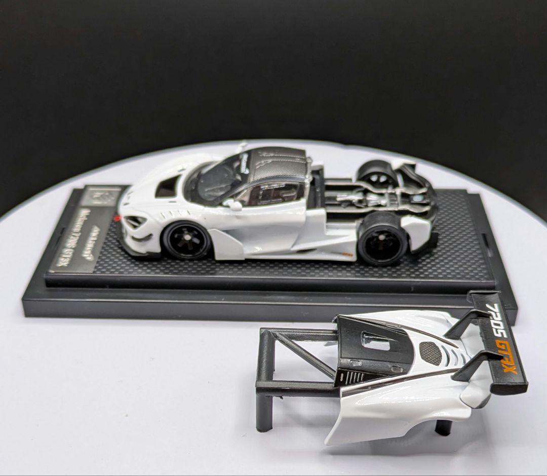 1/64マクラーレン 720S GT3X＆ピットクルーフィギュア