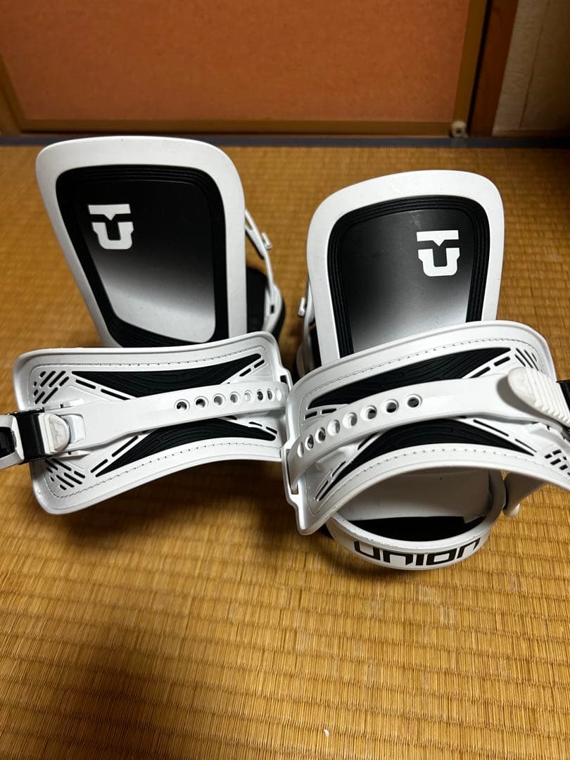 Union スノーボードビンディング 24-25 Mサイズ(26-28cm)