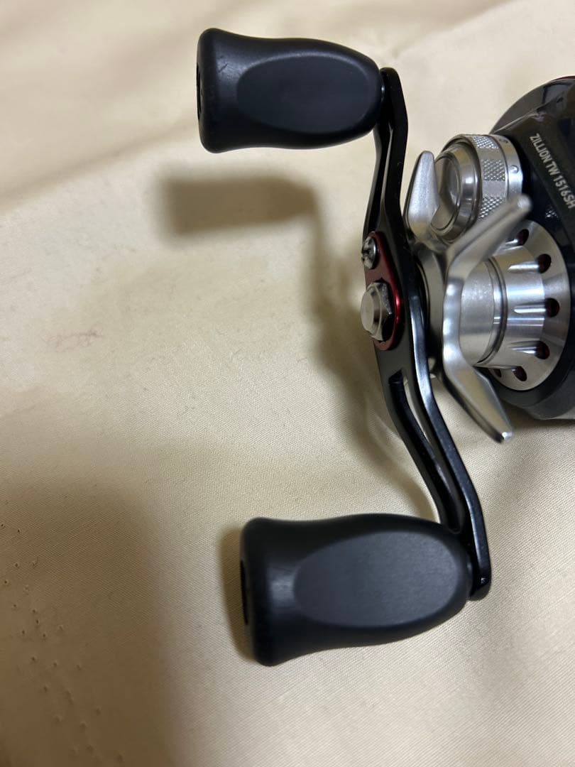 DAIWA ZILLION TW 1516SH ベイトリール