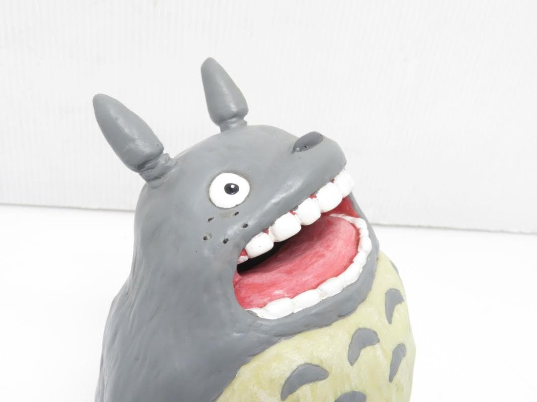 ジブリ となりのトトロ 陶器製 貯金箱 ポット 高さ20cm 二馬力
