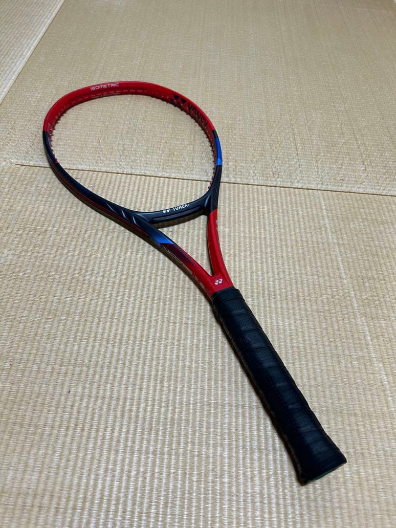 割引　ヨネックス　テニスラケット Vコア98 グリップ2