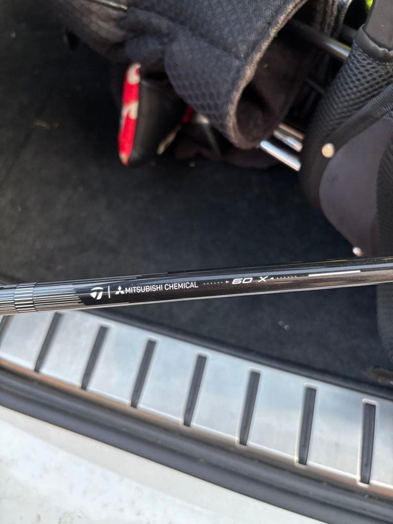 TaylorMade QI4D LS 9°純正シャフト60X おまけシャフト付き