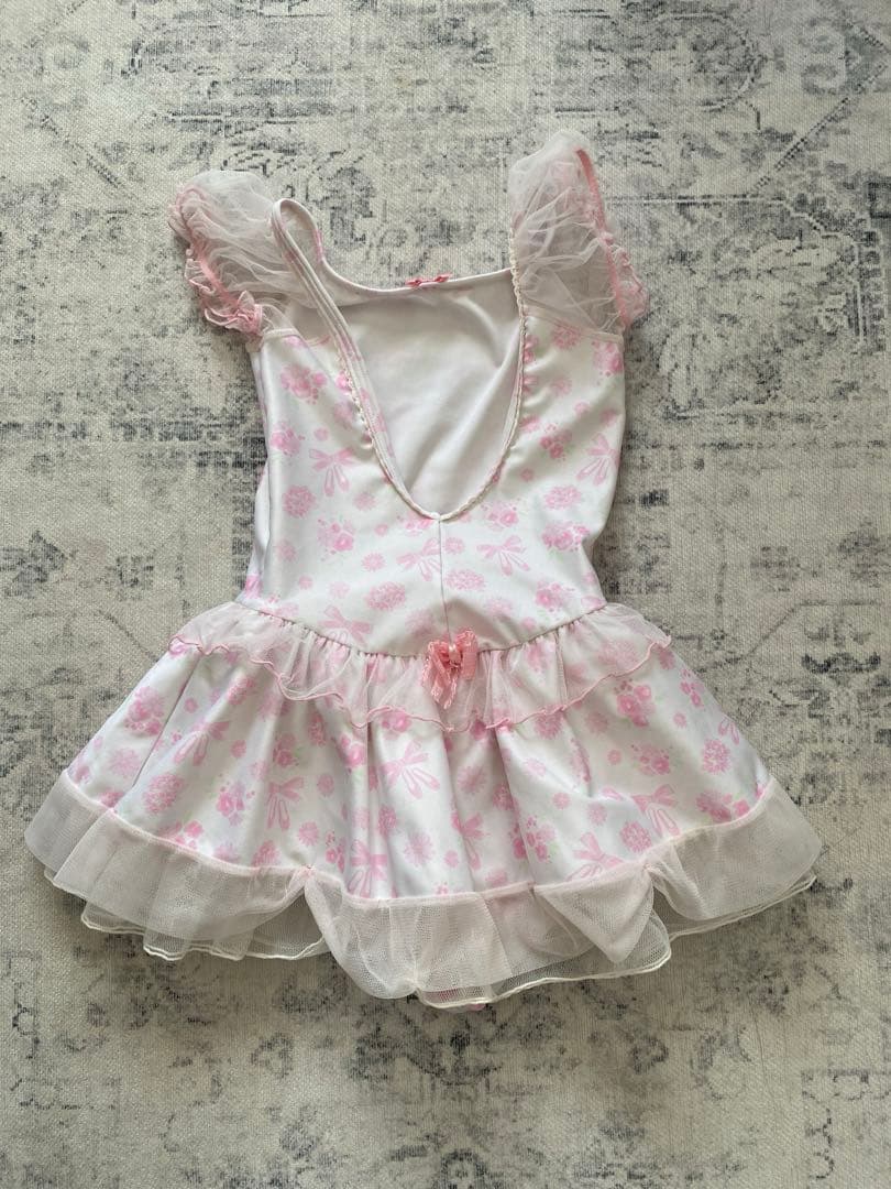 ひ*ー様 chacott バレエ レオタード 花柄 ピンク 120