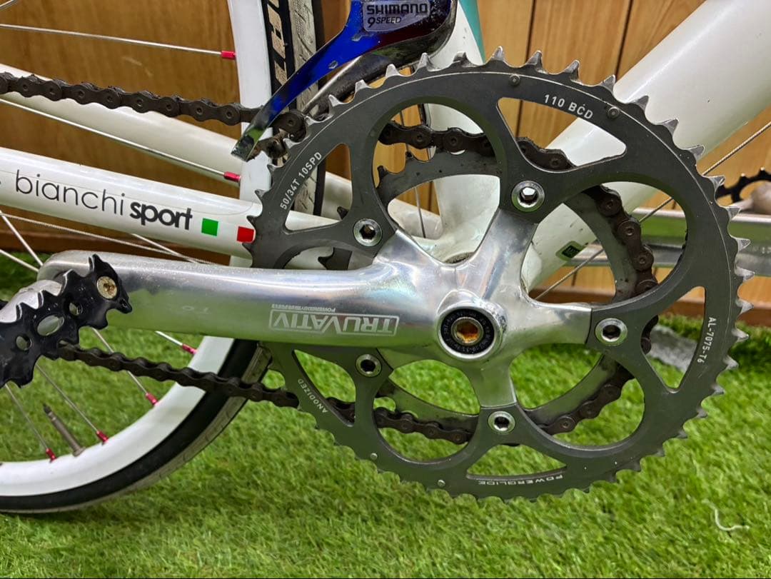 Bianchi ROMA クロスバイク700×28C18段変速 Tiagra搭載