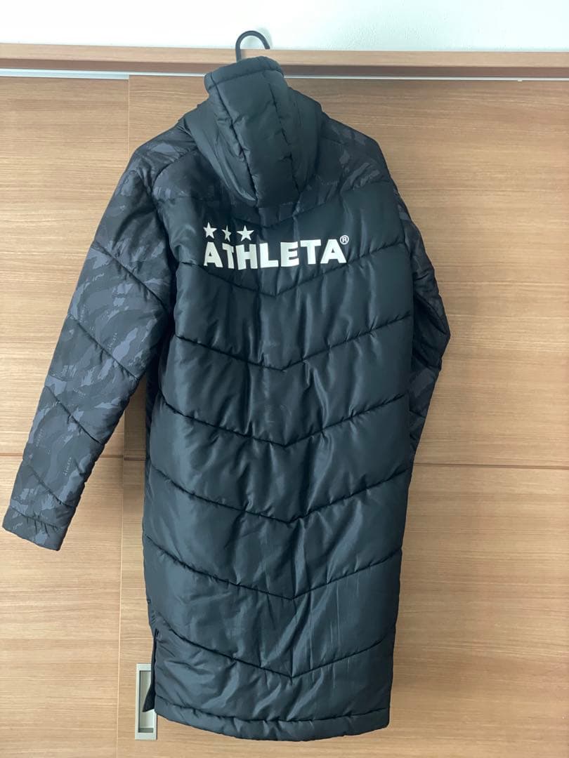 ATHLETA カモフラージュ ベンチコート ブラック　160㎝
