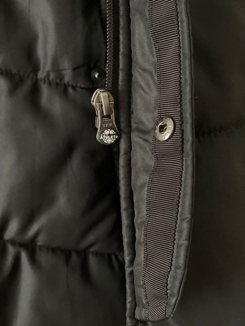 ATHLETA カモフラージュ ベンチコート ブラック　160㎝