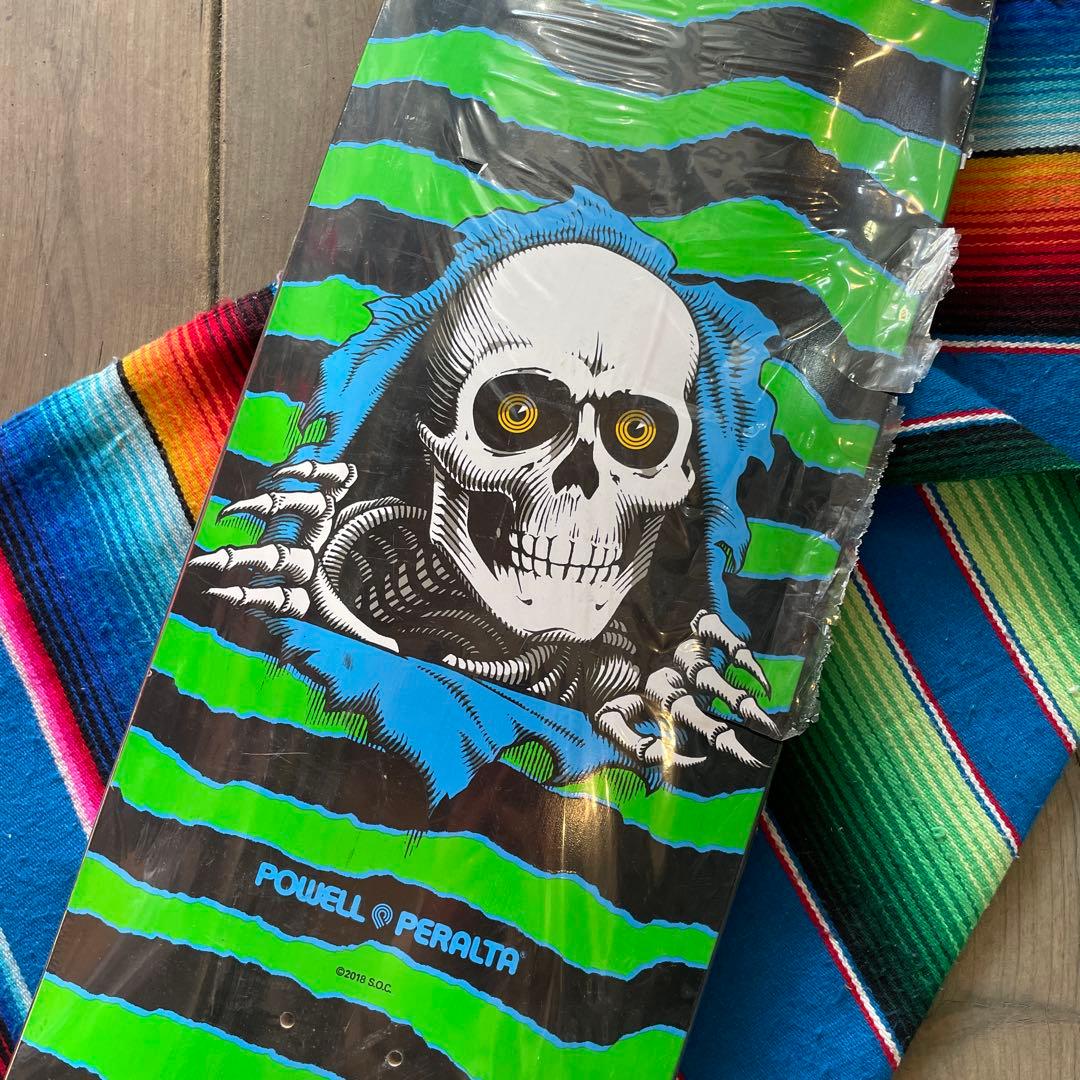 POWELL PERALTA スカルスケボーデッキ 9.85インチ×31.45