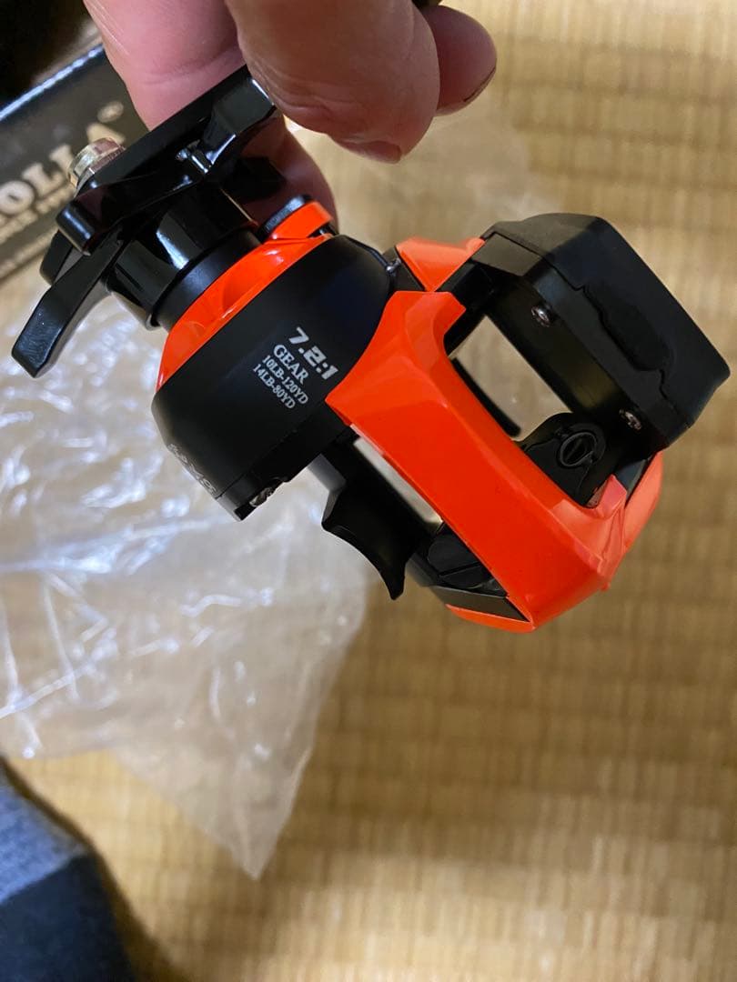 SAMOLLA カウンター付き 両軸リール　右ハンドです
