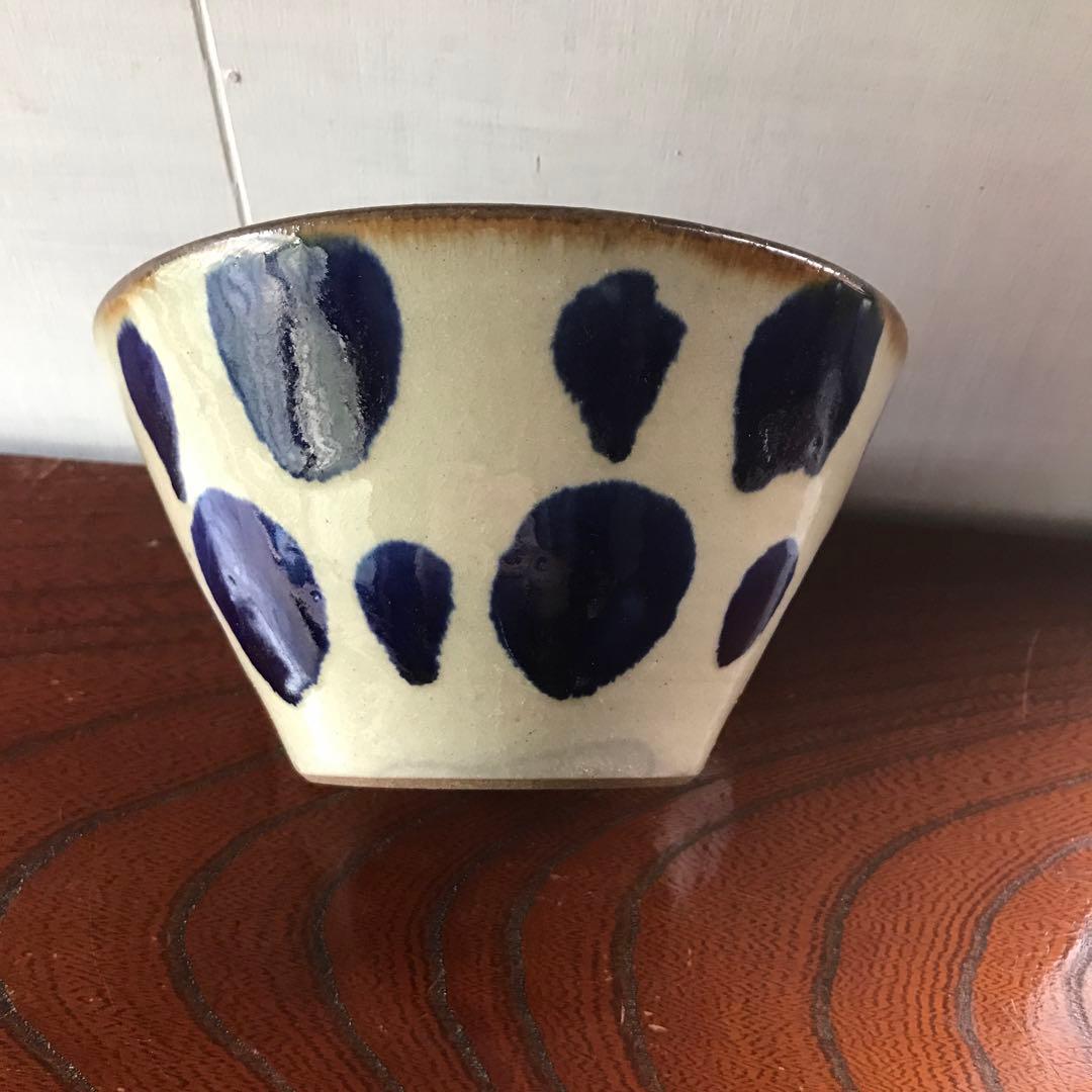 やちむん　クリーム色のドットボウル